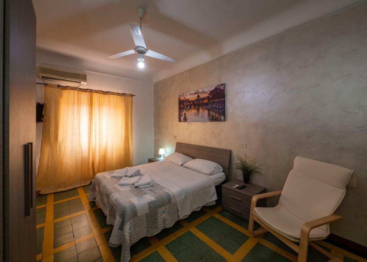 Bed and Breakfast Principe Amedeo à Rome Extérieur photo