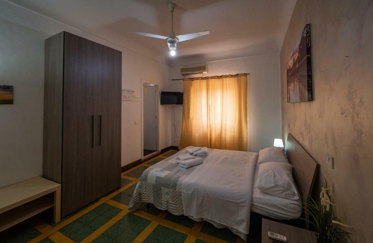 Bed and Breakfast Principe Amedeo à Rome Extérieur photo